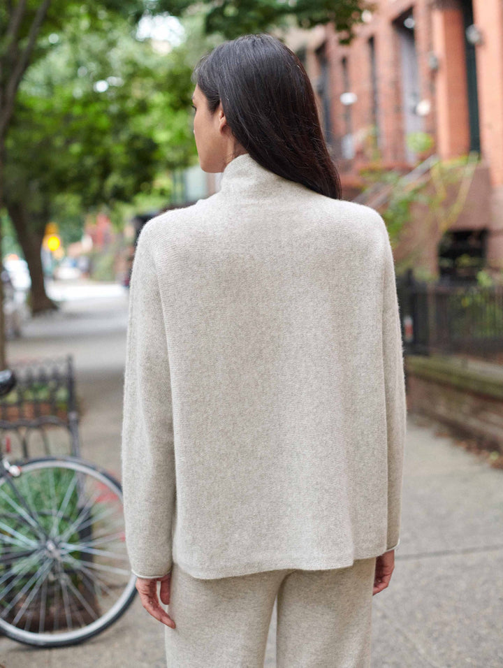 White + Warren - Cashmere Luxe Stand Neck Sweater in Misty Grey Heather