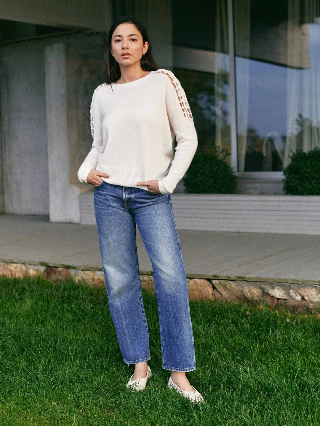 White + Warren - Macrame Sleeve Crewneck Sweater in Pearl White