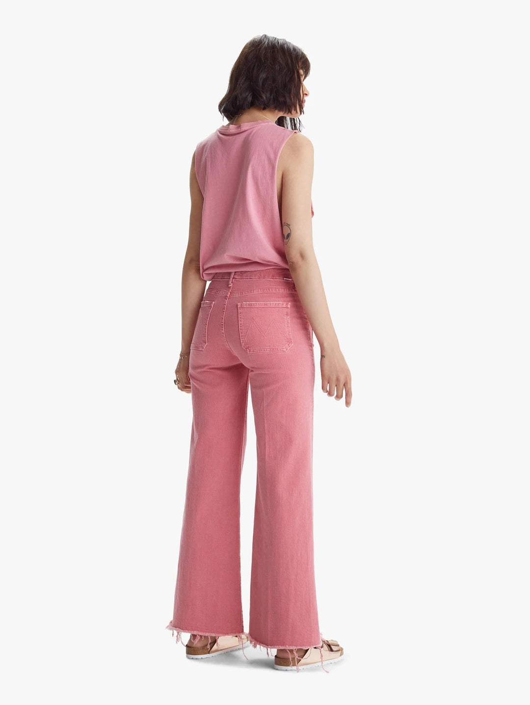 Mother Denim - The Patch Pocket Roller Fray Wide-Leg Jeans in Mauve Glow