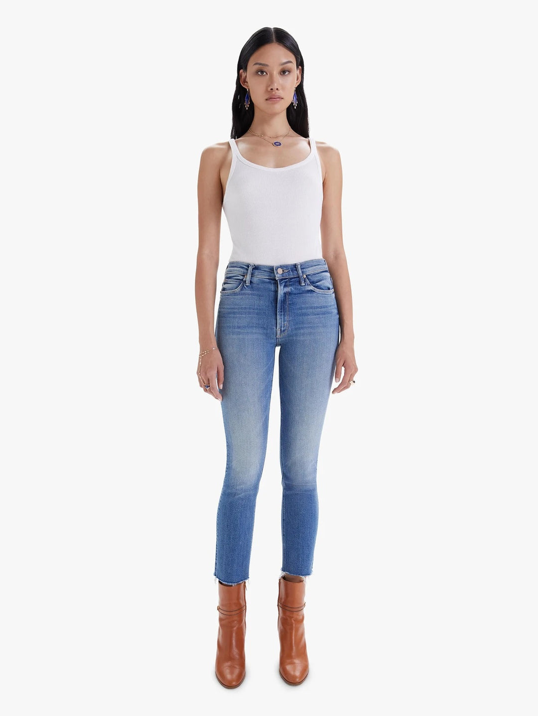 Mother Denim - Mid Rise Dazzler Ankle Fray Jean in Riding the Cliffside Denim