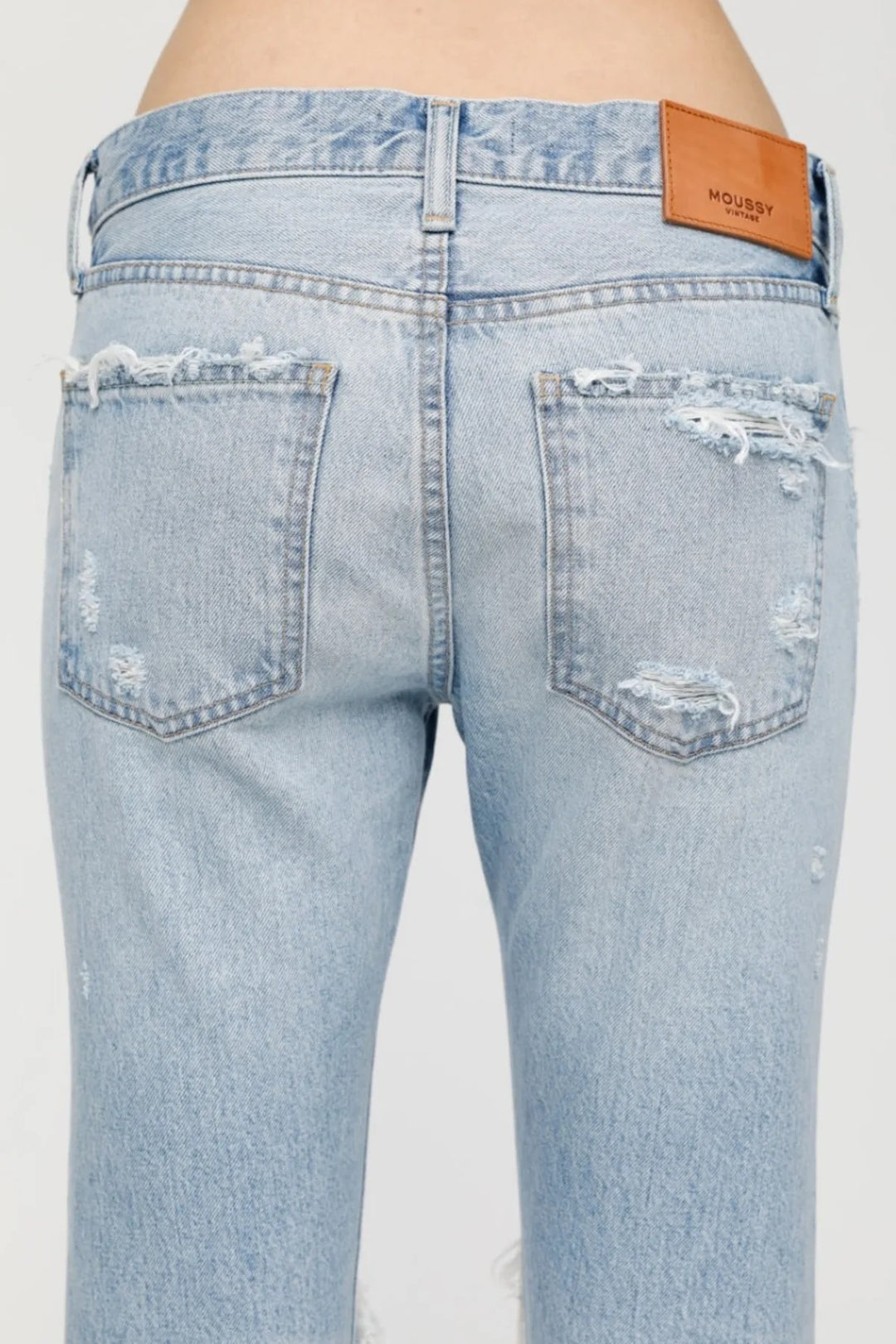 Moussy - MV Yardley Tapered Jeans in Light Blue 111