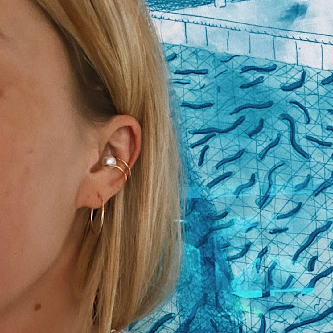 Alexa Leigh - Pearl Ear Cuff in Gold