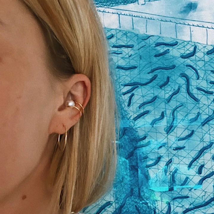 Alexa Leigh - Pearl Ear Cuff in Gold