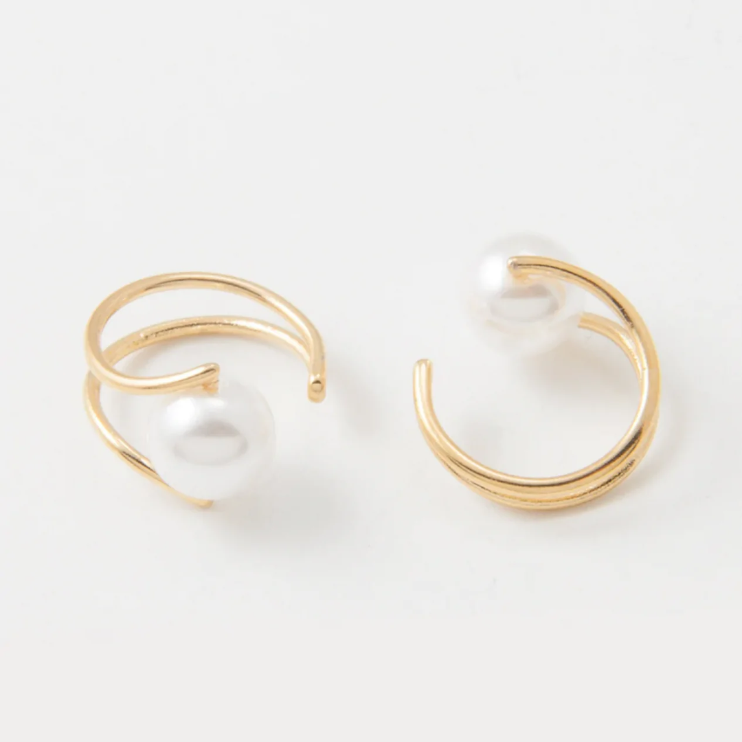 Alexa Leigh - Pearl Ear Cuff in Gold Jewelry