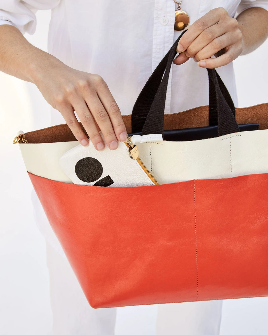 Clare V. - Poche Bateau Tote in White & Blood Orange Rustic Navy Rustic Drop Pocket