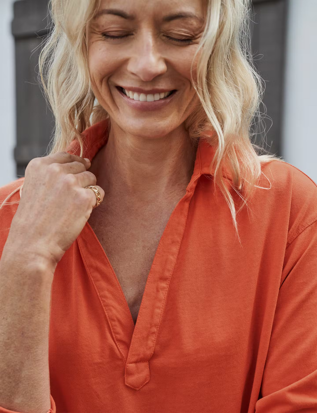 Frank & Eileen - Popover Henley in Hermes