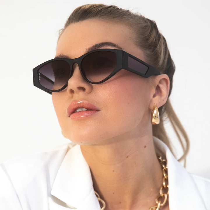 Otra Eyewear - Poppy in Black Fade