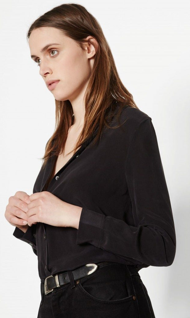 Equipment - Essential Silk Shirt in True Black