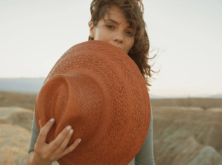 Freya - Redwood Hat in Brick