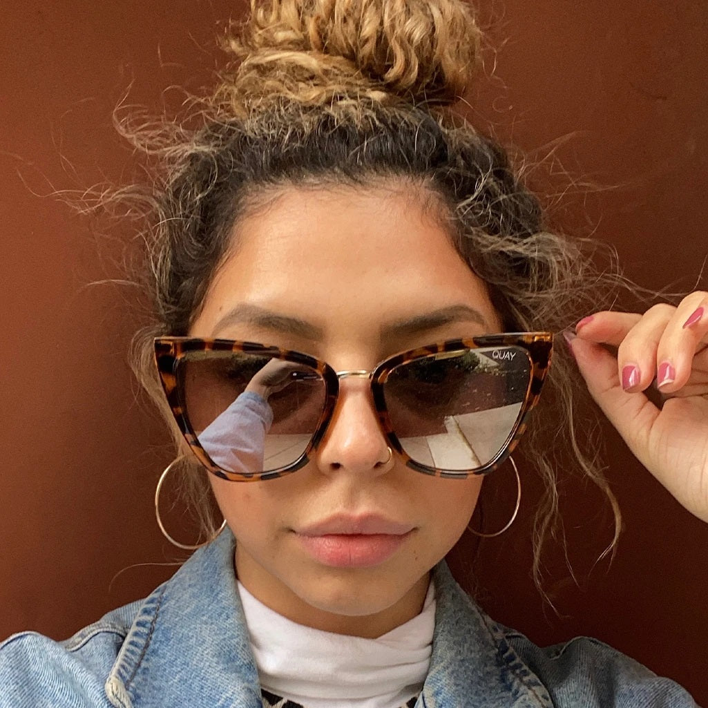 Quay - Reina in Tort/Brown Flash Sunglasses