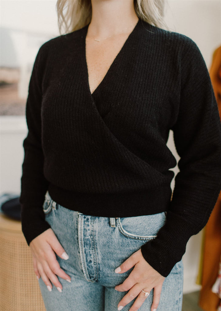 White + Warren - Cashmere Rib Stitch Wrap Top in Black