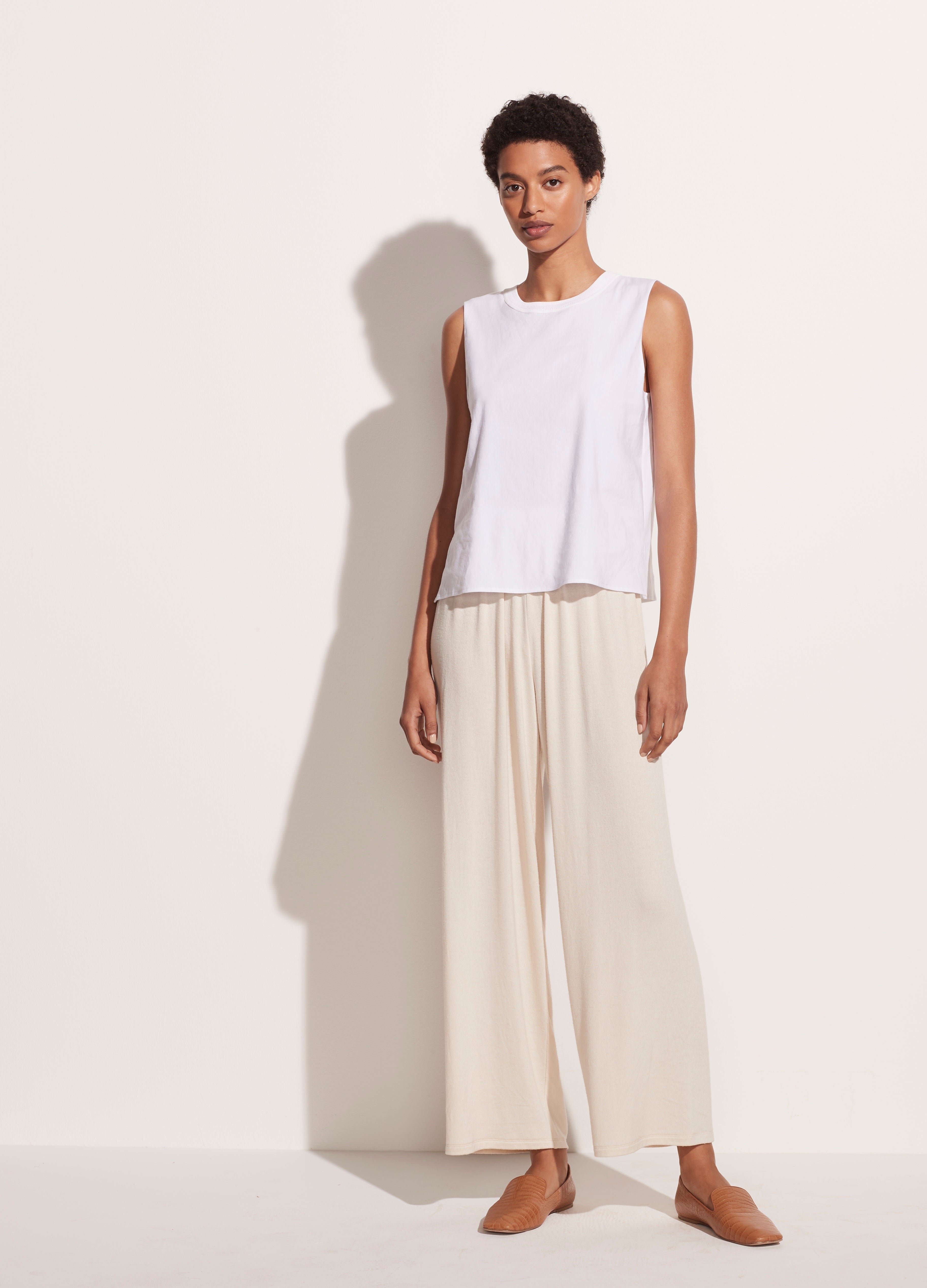 Vince - Rib Trim Linen Shell Tank in Optic White – Blond Genius