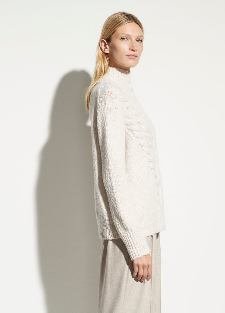 Vince - Rising Cable Turtleneck in Cream