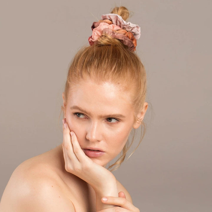 Kitsch - Tie Dye Scrunchies in Rust