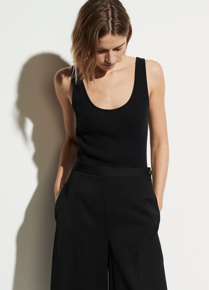 Vince - Scoop Neck Bodysuit in Black