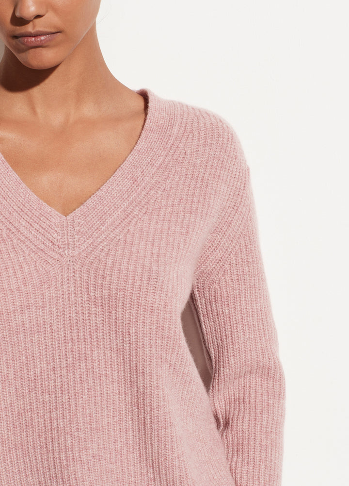 Vince - Shaker Rib V Neck Pullover in Heather Mauve