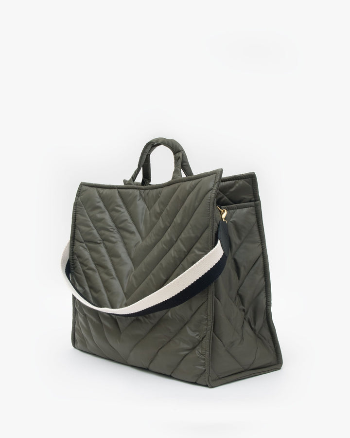 Clare V. - Simple Tote in Army Quilted V Puffer