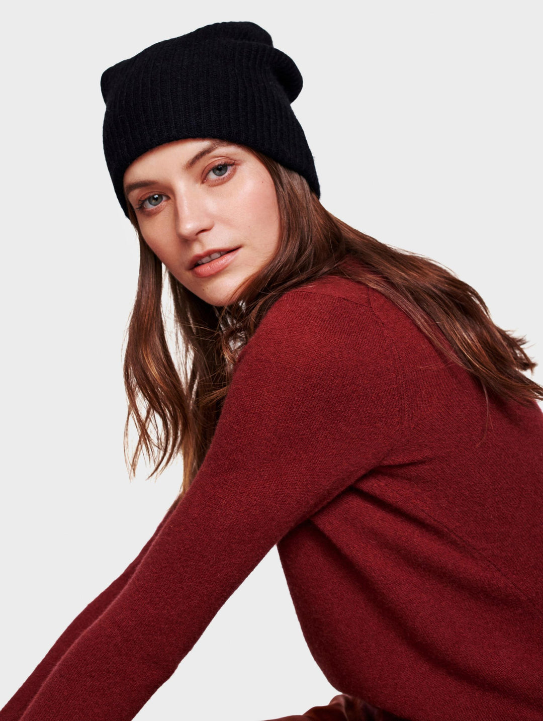 White + Warren - Plush Rib Beanie in Black