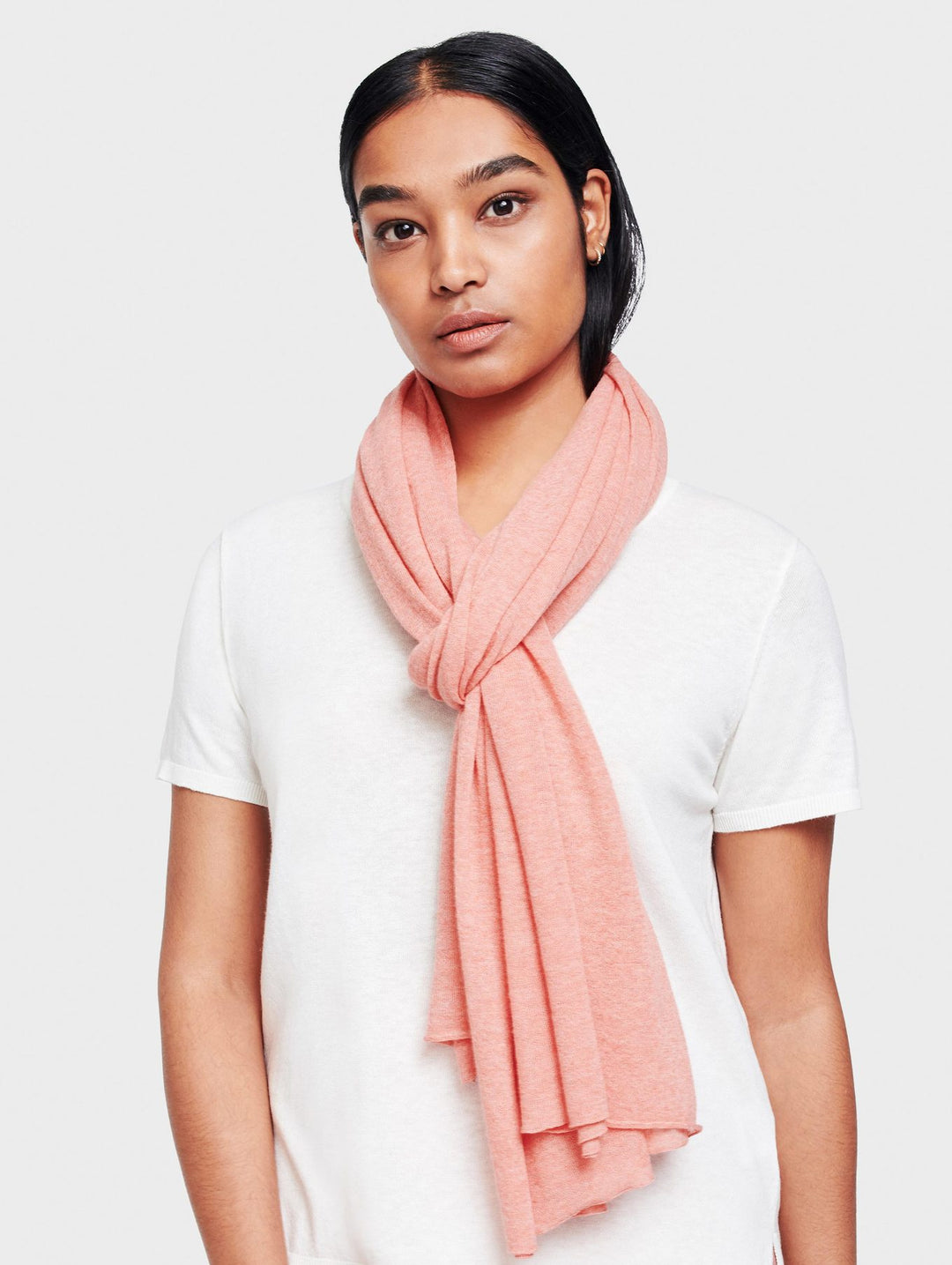 White + Warren - Mini Linen Travel Wrap in Guava Heather