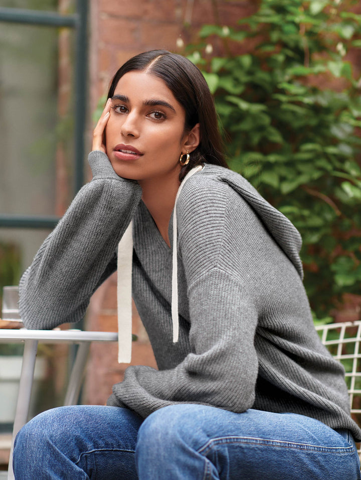 White + Warren - Relaxed Rib Hoodie Sweater in Gravel/Ivory