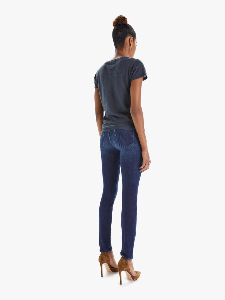 Mother - The Stash Swooner in Freebird Denim