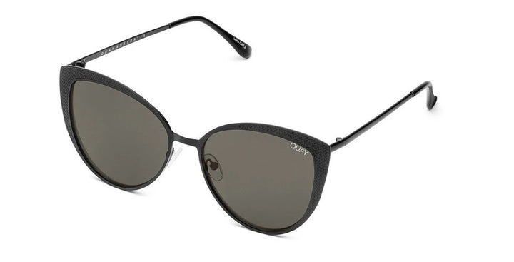 Quay Sunglasses - Sweet Darlin in Black/Smoke Lens