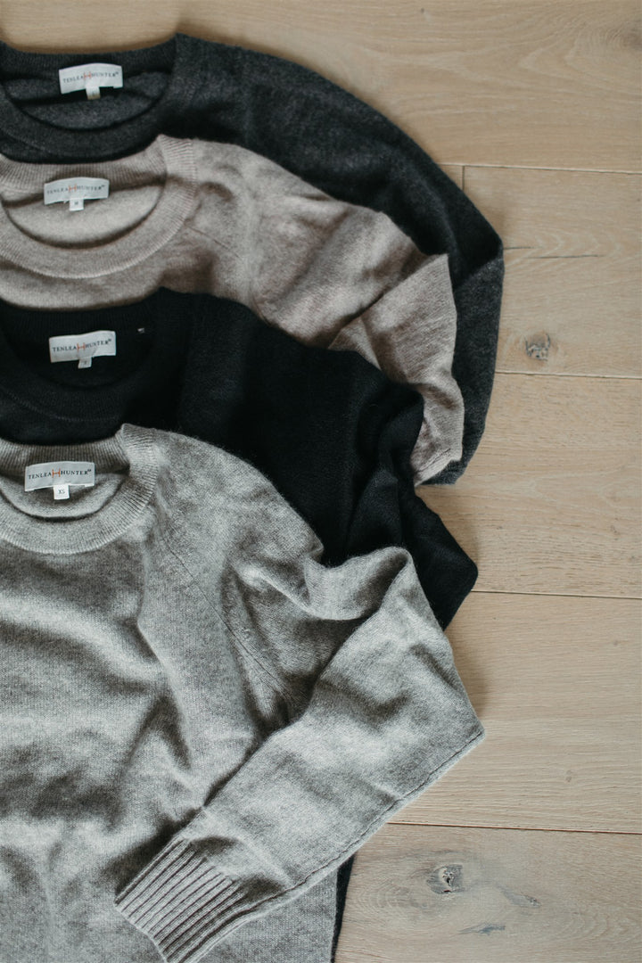 Tenlea Hunter - Cashmere Crewneck Sweatshirt in Stonewood Heather Clothing - Sweaters