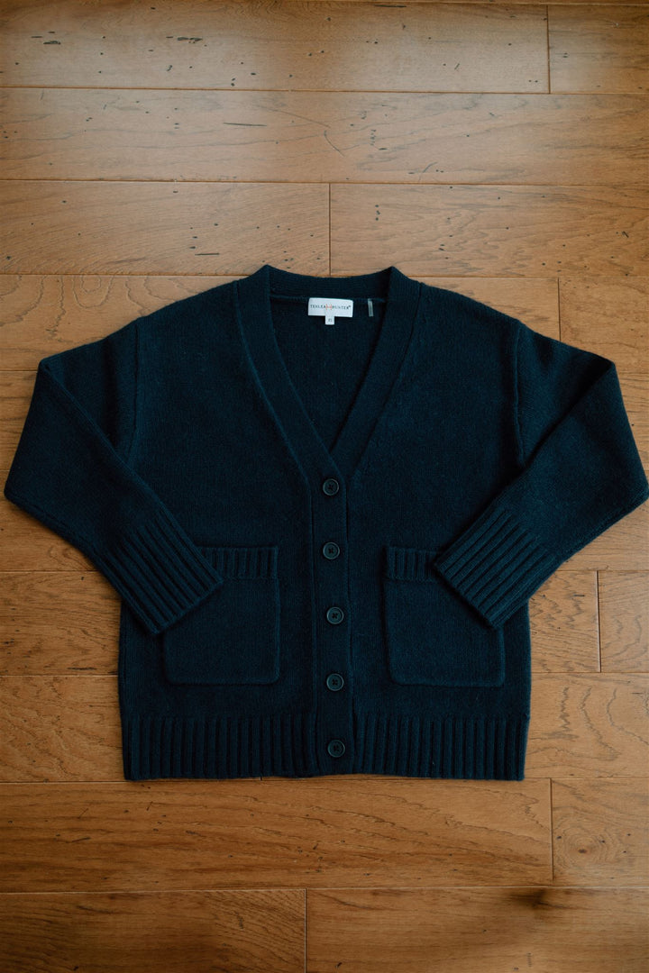 Tenlea Hunter - Cozy Cashmere Cardigan in Navy