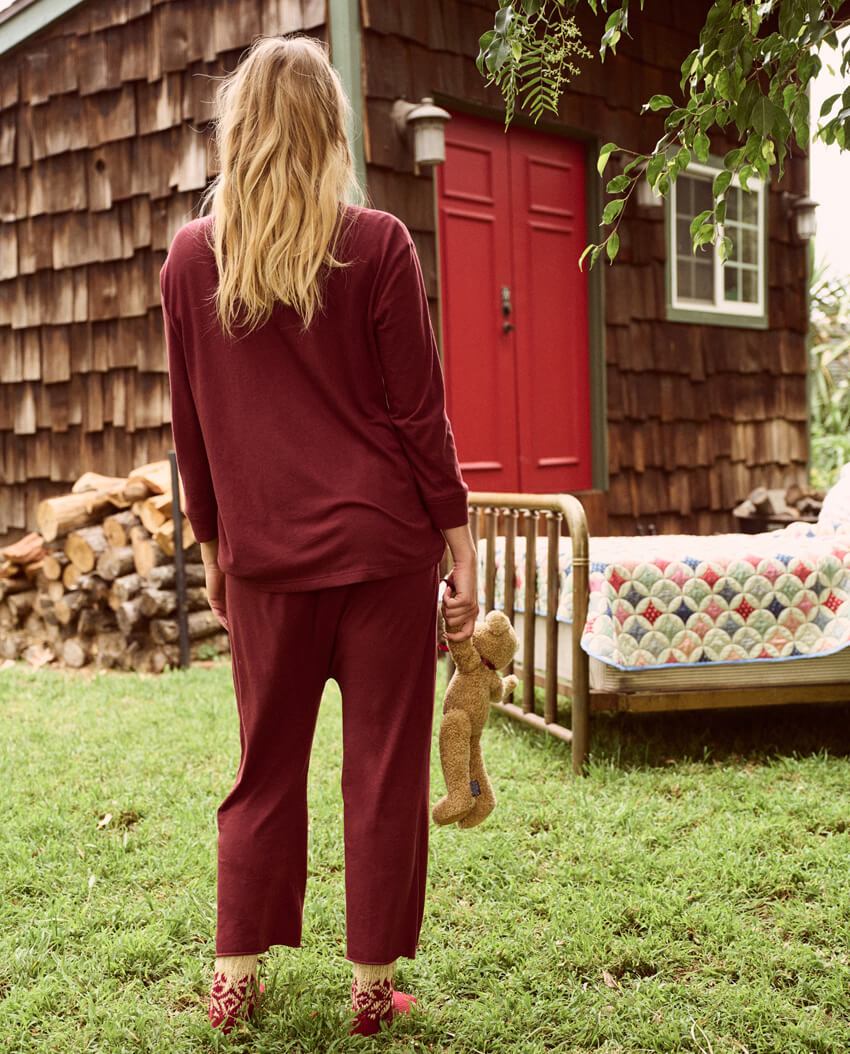 The Great - The Lounge Crop in Maroon