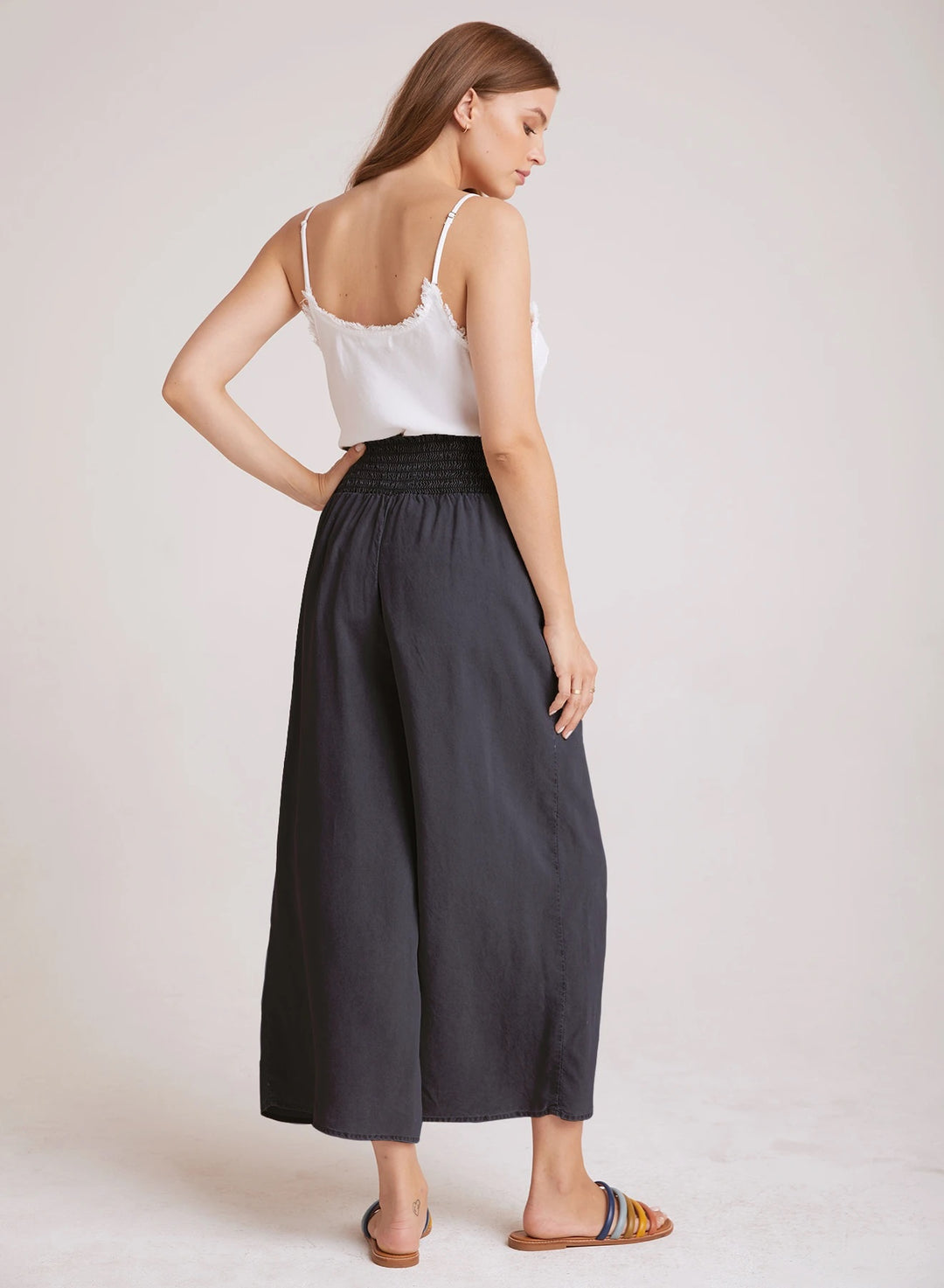 Bella Dahl - Tie Waist Wide Leg Crop in Vintage Black