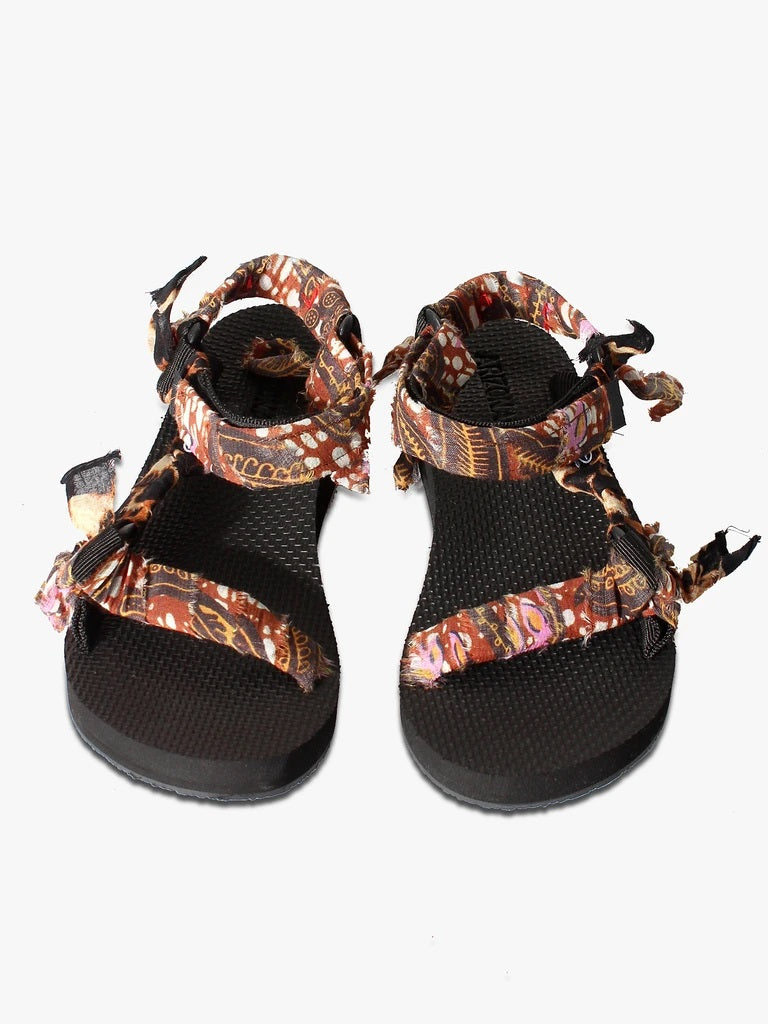 Xirena - Trekky Sandal in Zoey