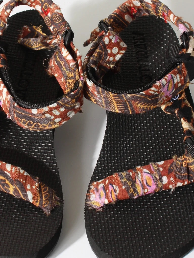 Xirena - Trekky Sandal in Zoey