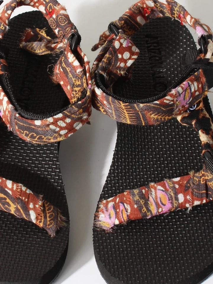 Xirena - Trekky Sandal in Zoey