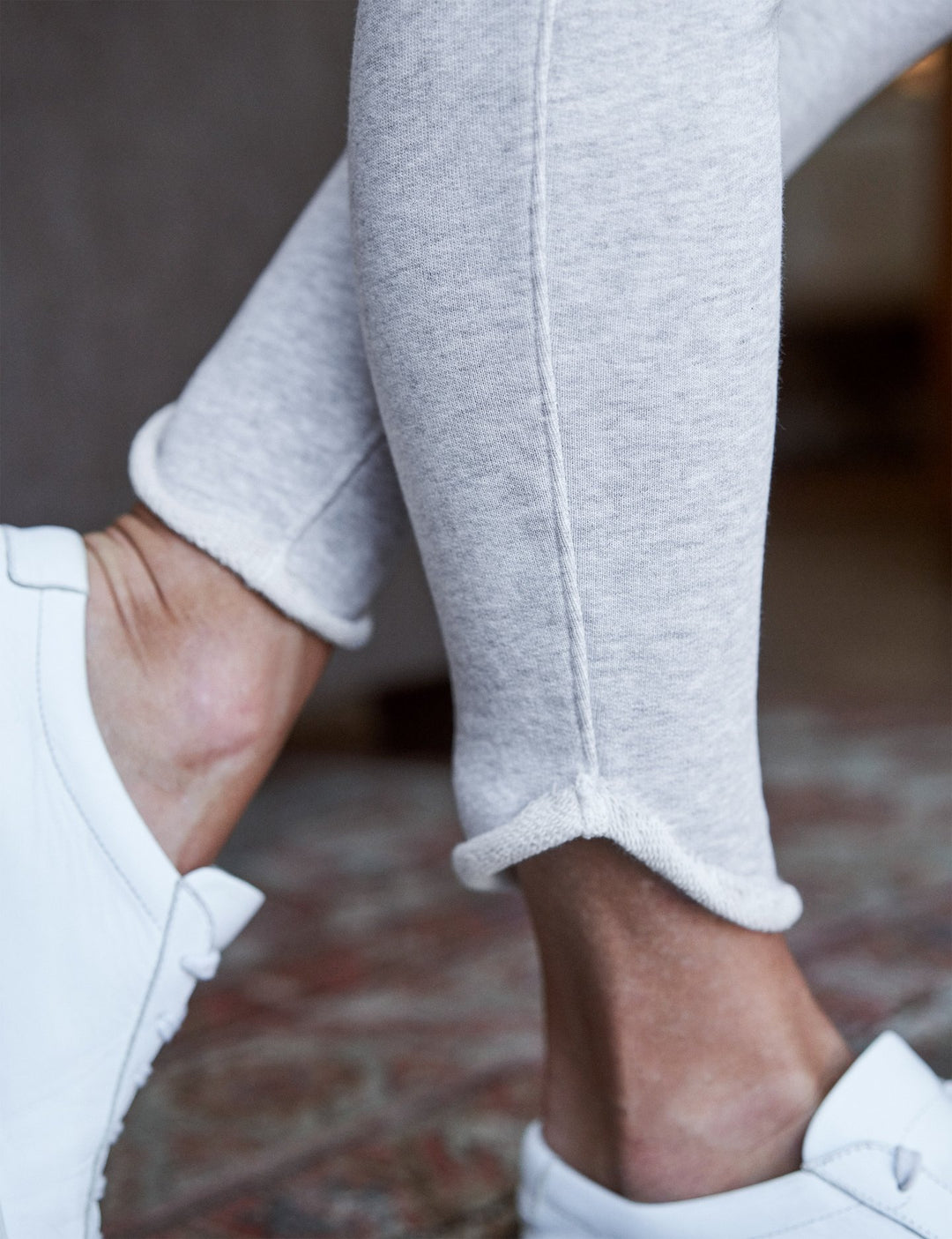 Frank & Eileen - Tulip Ankle Sweatpant in Gray Melange Pants