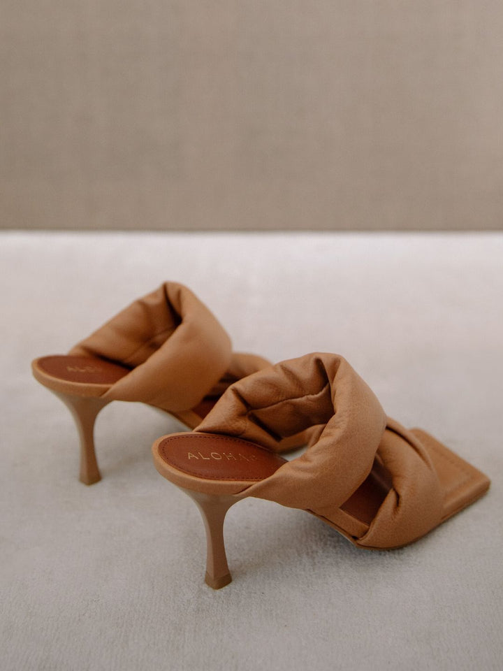 Alohas - Twist Strap in Camel