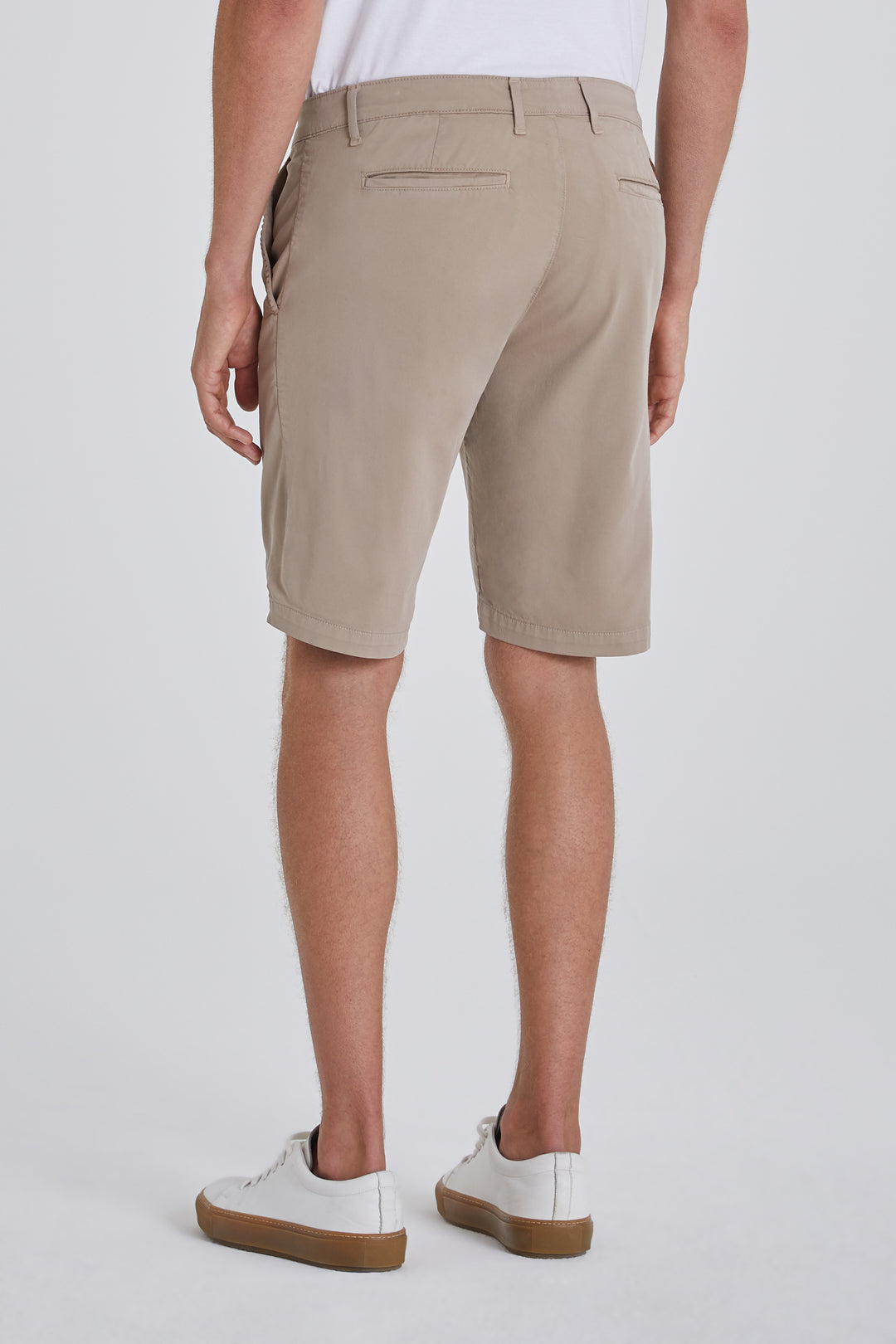 AG Mens - Griffin Relaxed Airluxe Shorts in Khaki/Parched Trail