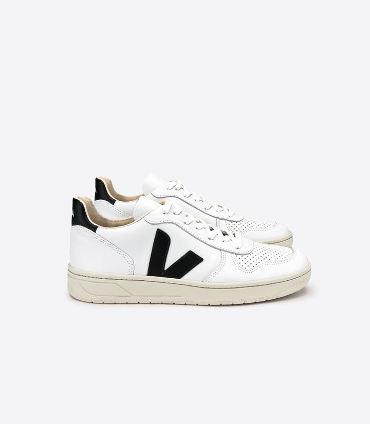 Veja- V-10 Extra White Leather Black V Shoes