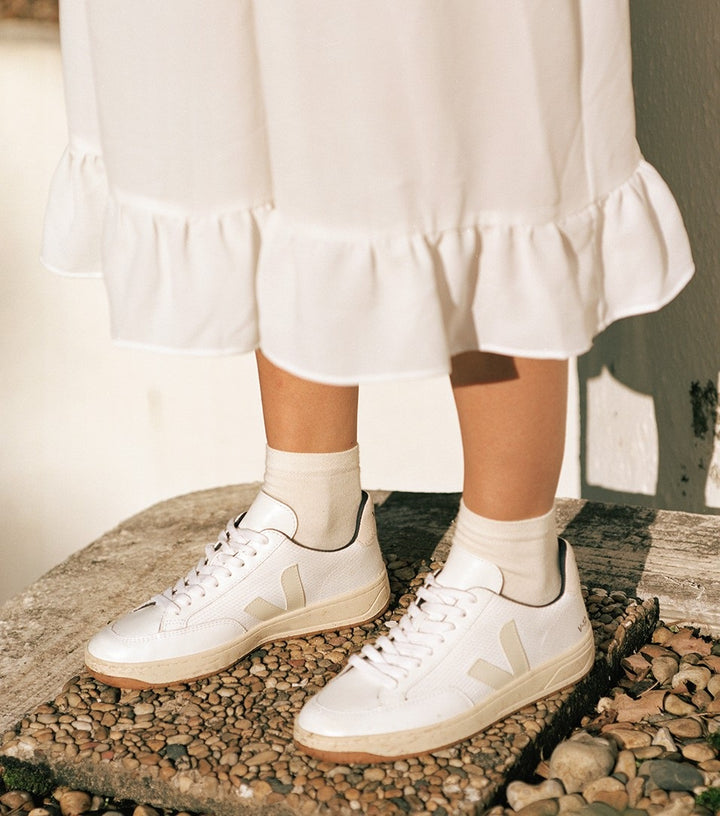 Veja - V-12 B Mesh White Natural