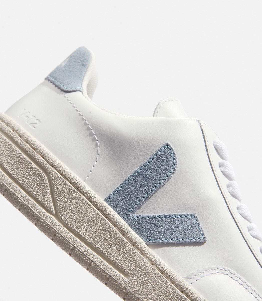 Veja v 12 homme online