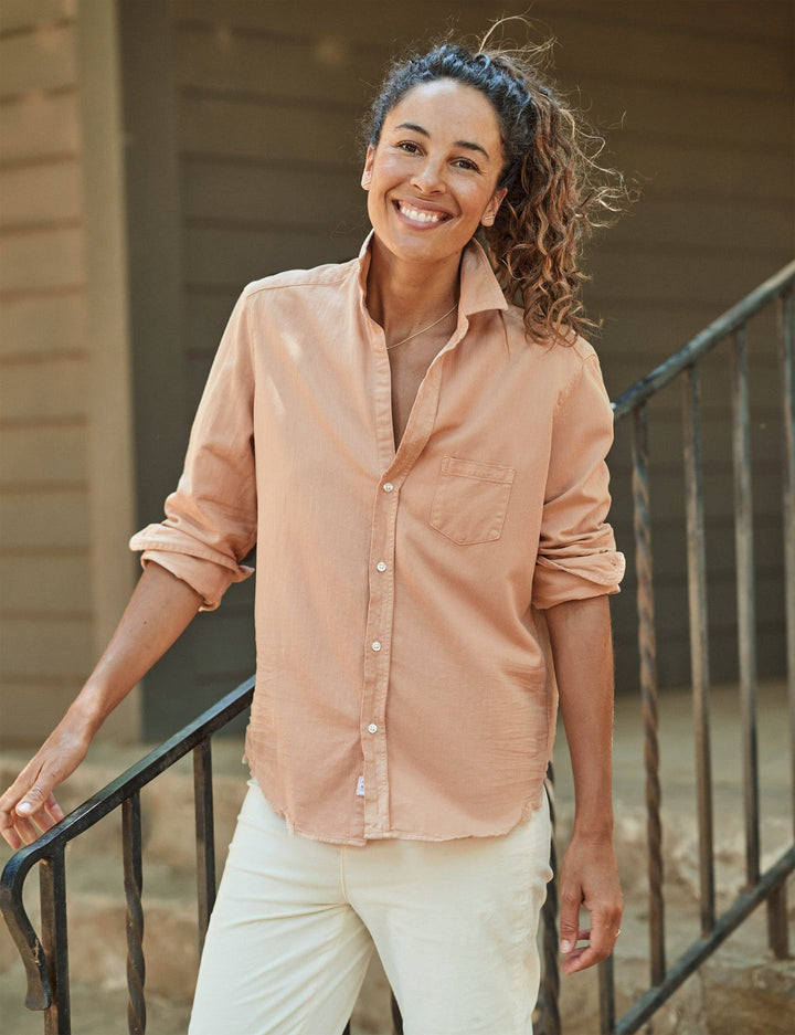 Frank & Eileen - Eileen Woven Button Up Shirt in Vintage Peach