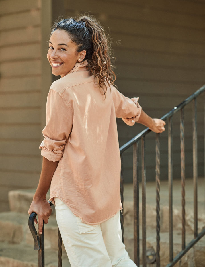 Frank & Eileen - Eileen Woven Button Up Shirt in Vintage Peach