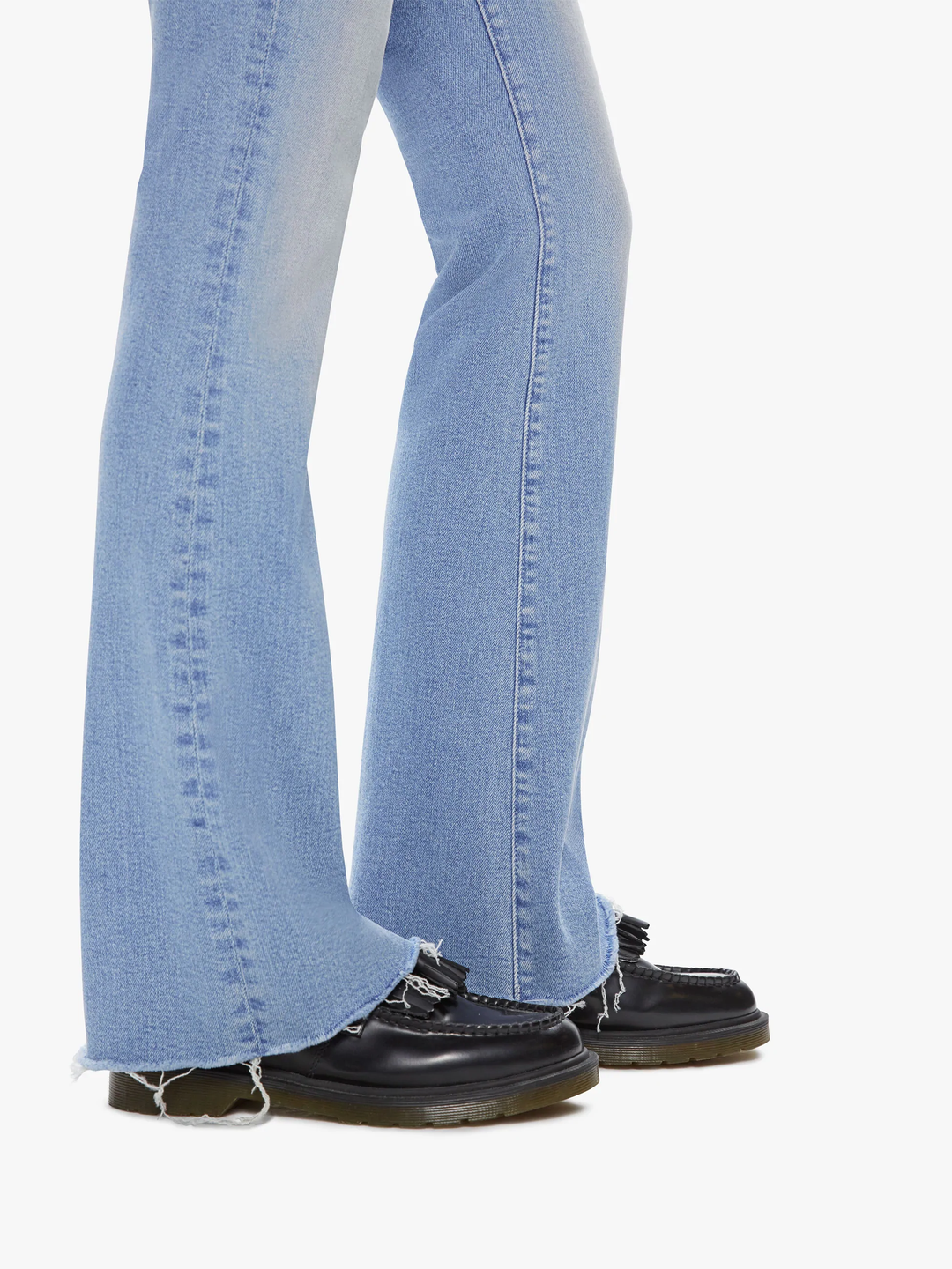 Mother - The Weekender Fray in California Cruiser Denim