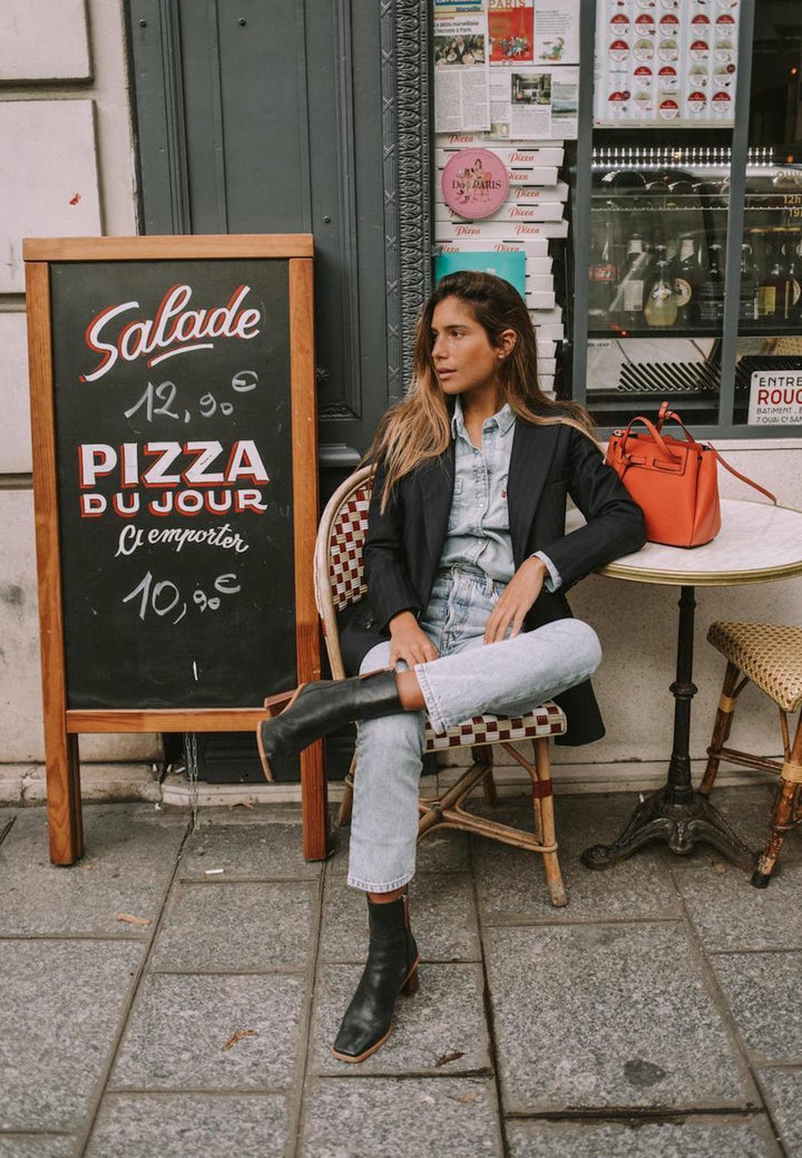 Alohas - West in Black Vintage