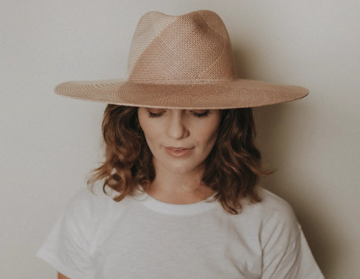 Freya - Whirlwind Hat in Mauve