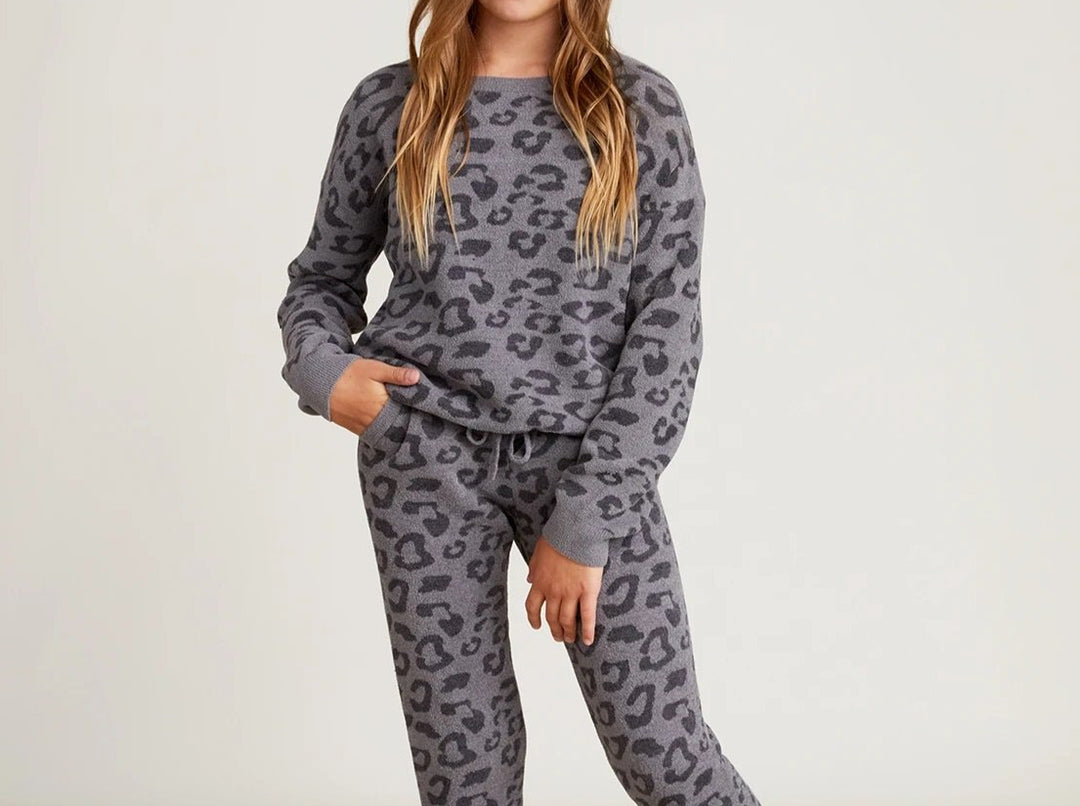 Barefoot Dreams - CozyChic Ultra Lite Slouchy Barefoot in the Wild Pullover in Graphite Carbon